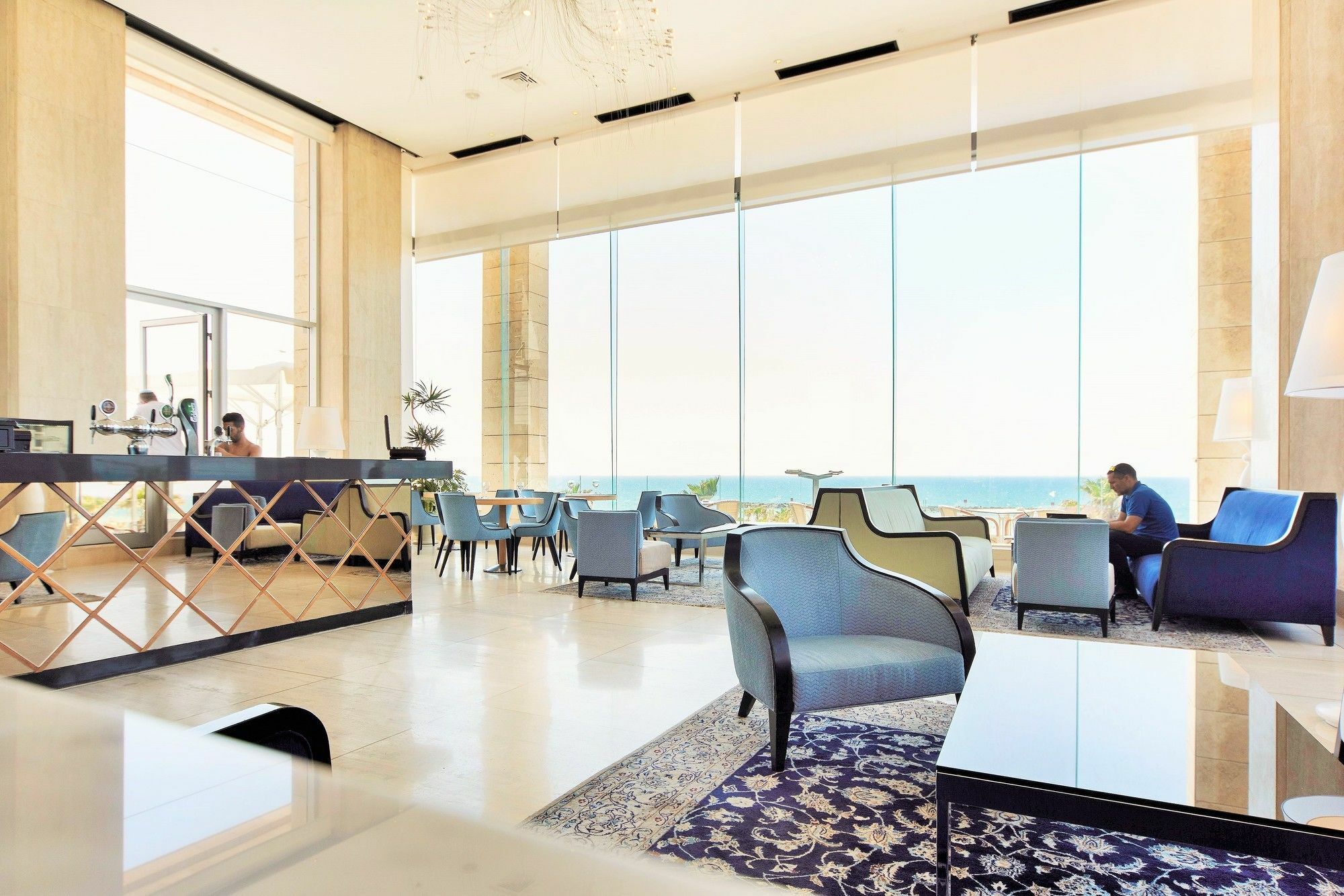 Excellent Beachfront Apt W/ Pool Access By Sea N' Rent Tel Aviv Exteriér fotografie