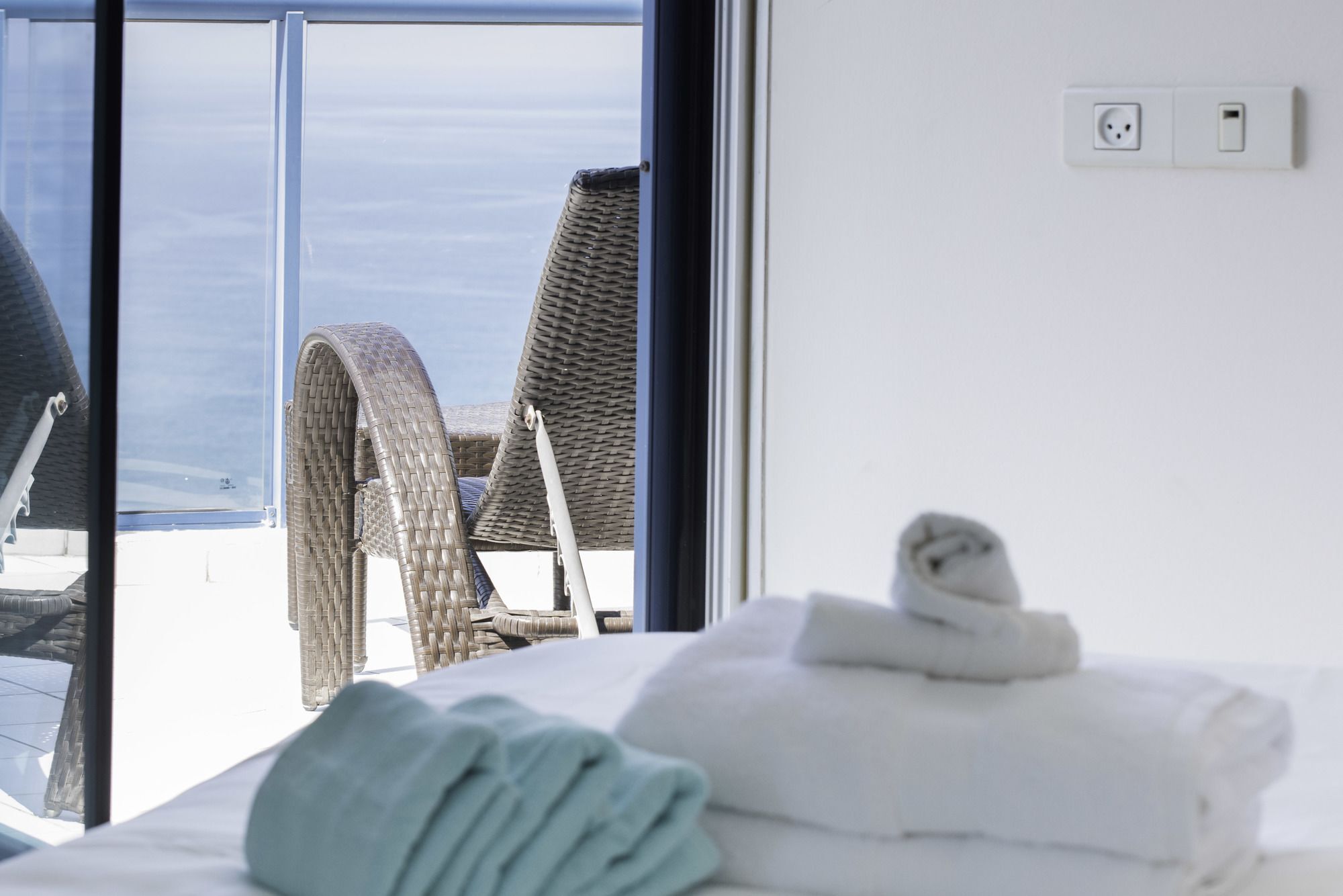 Excellent Beachfront Apt W/ Pool Access By Sea N' Rent Tel Aviv Exteriér fotografie