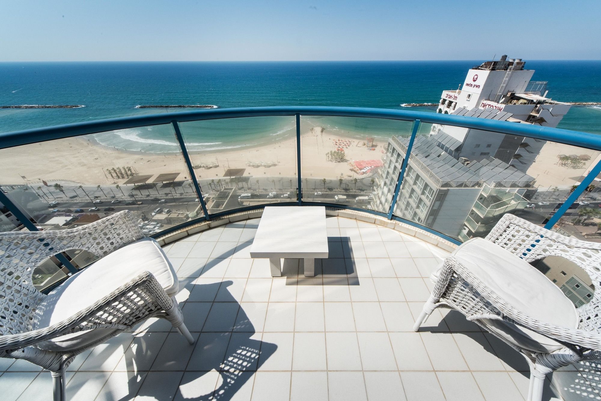 Excellent Beachfront Apt W/ Pool Access By Sea N' Rent Tel Aviv Exteriér fotografie